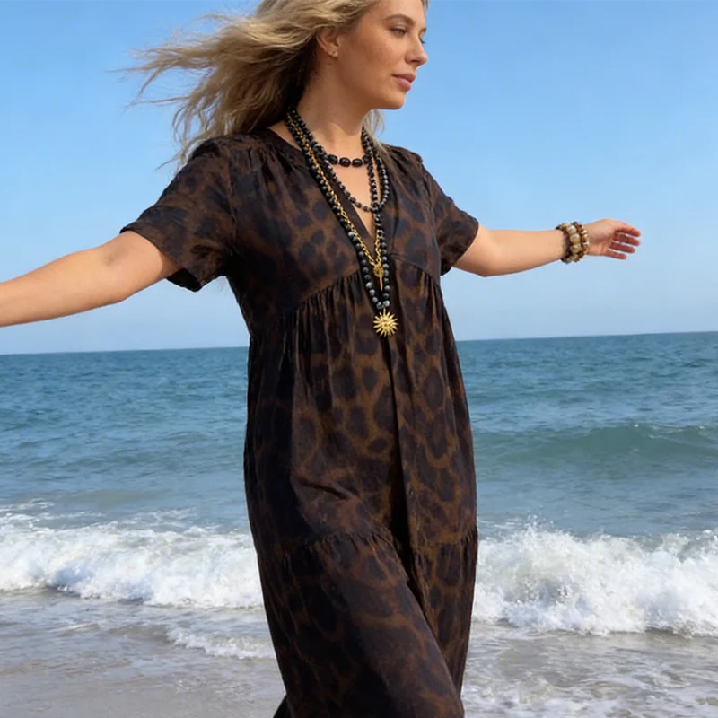 Sonia - Vestido con estampado de leopardo y escote en V